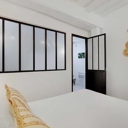 Elegant -2br-4p- Le Marais *
